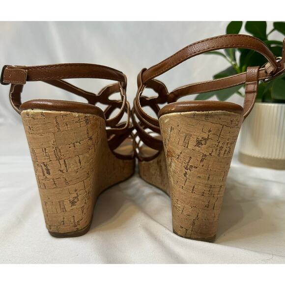 Daisy Fuentes Wedge Sandals Size 10 - Picture 4 of 10